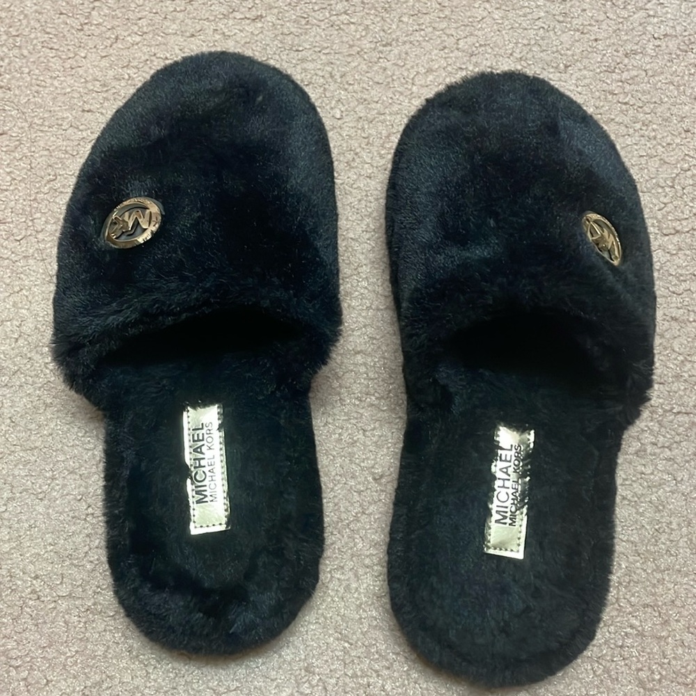 Michael kors faux fur slipper(size:8)